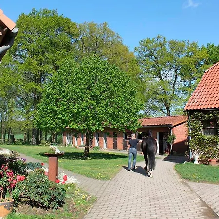 Hof Esterau - Lila Apartment Heuerstorf